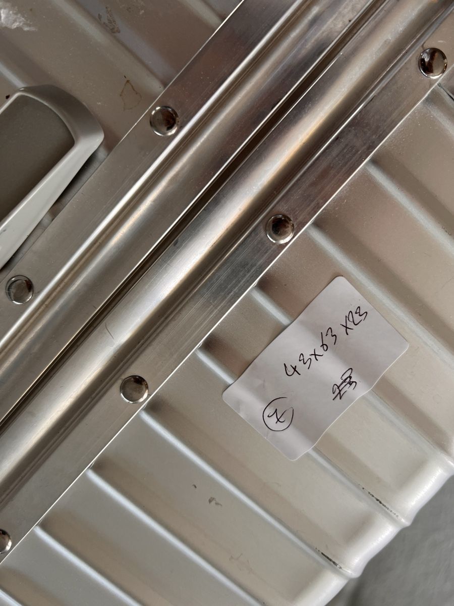 Rimowa Valigie: Koffer Rimowa (7) – Usato da Glattfelden venduto da maa_qcj8 9