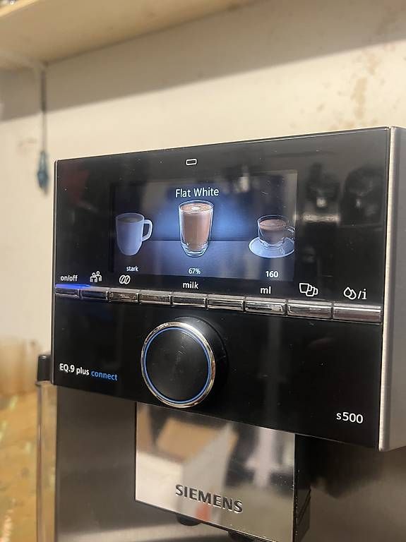 Macchine per caffè & Macchine per espresso: Siemens Q9 plus Connect  S500 – Usato da Adliswil venduto da Claris02 4
