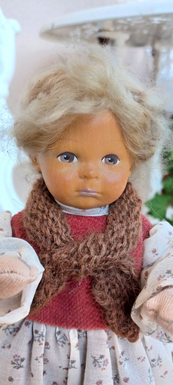Bambole: Künstlerpuppe in Bauernlook – Usato da Hirschthal venduto da Ruwallkimoos199 5