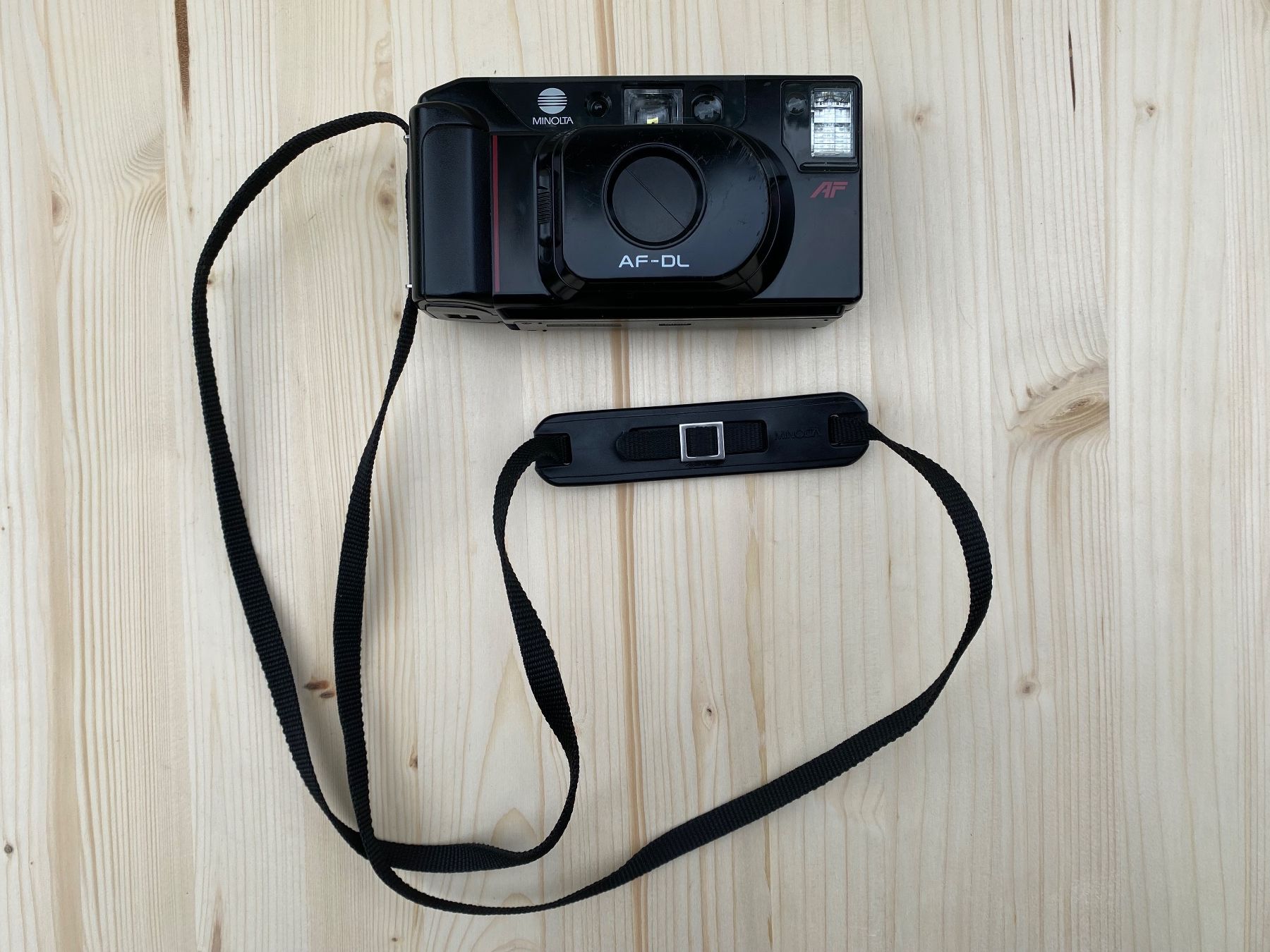 Minolta Fotocamera: Minolta AF-DL – Usato da Feldbach venduto da Olive1 1