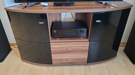 TV Möbel / Sideboard Nussbaumholz mit Schwarzglas