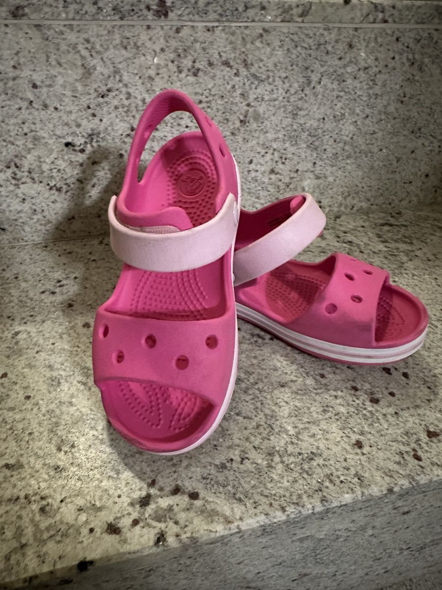 Crocs Scarpe per ragazze: Crocs Sandalen C11 – Usato da Böckten venduto da ZokaAugust 2