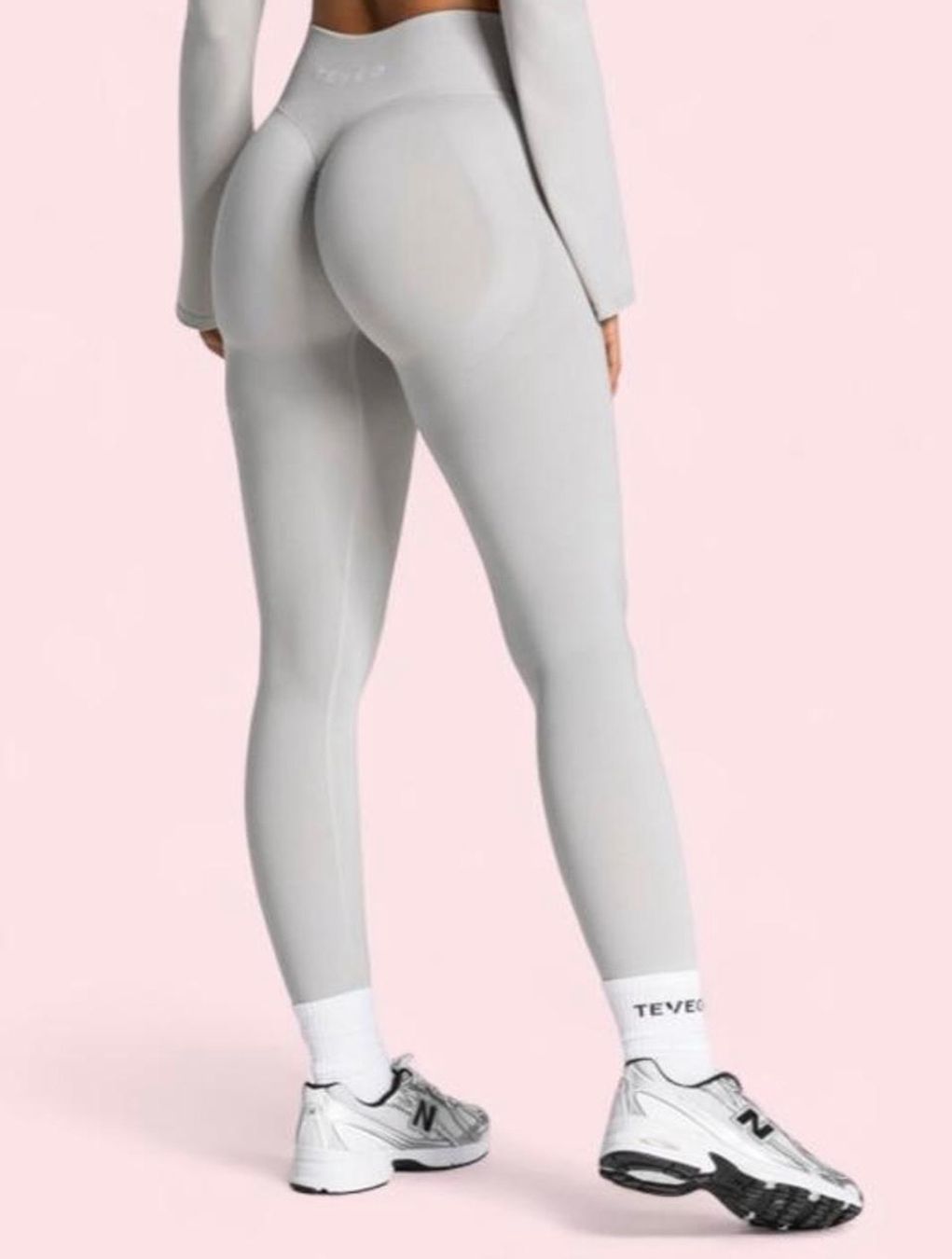 Teveo Leggings: Teveo charming pro leggins in Moon – D'occasion à Otelfingen par houseofstae 1