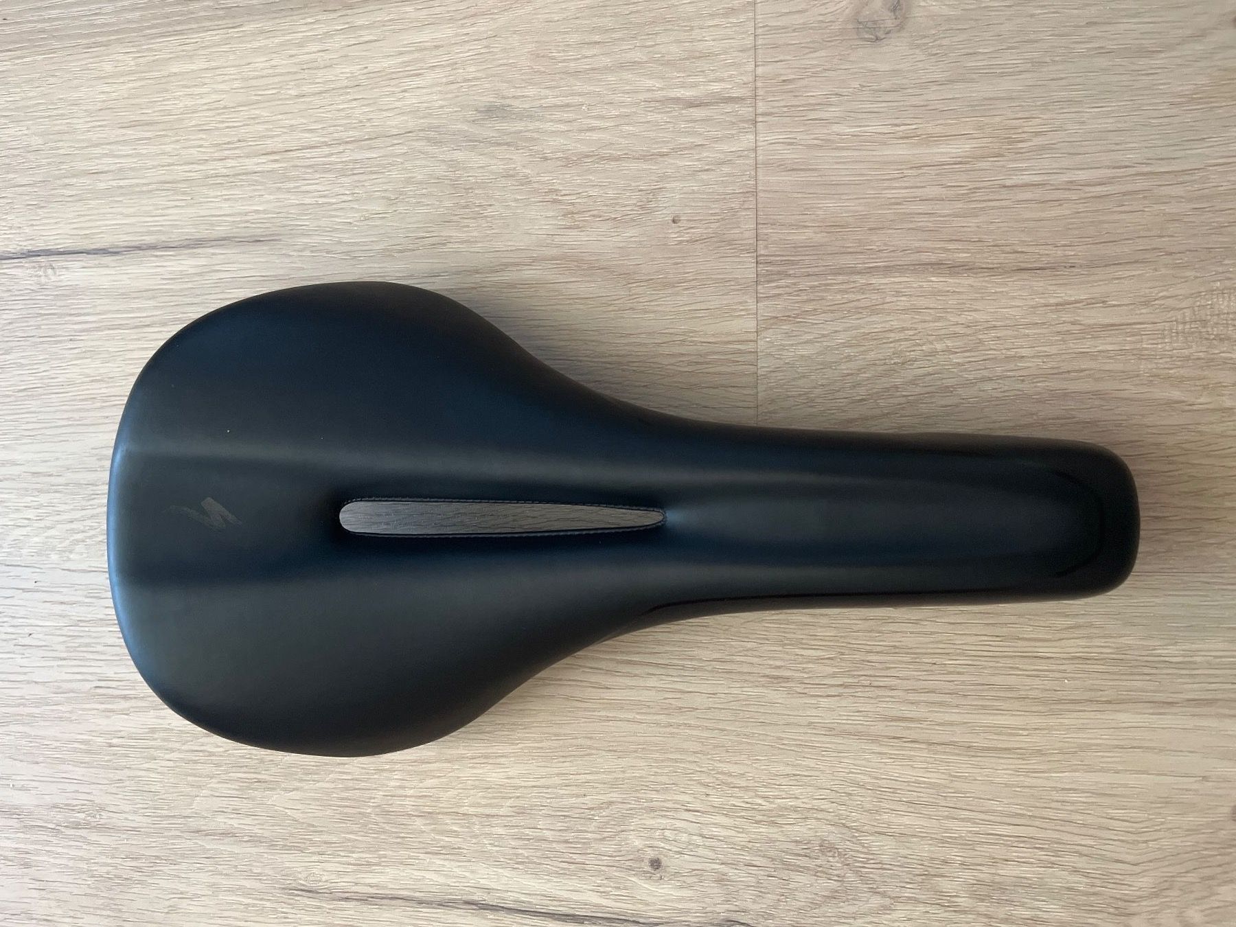 Specialized Sonstiges Radsport Zubehör: Specialized Phenom Expert 143mm - Rennvelo/MTB Sattel – Gebraucht aus Hinwil von