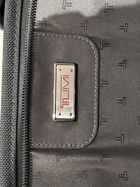 Taschen: Borsa TUMI  Alpha multi funzionale  – Gebraucht aus Cugnasco von dilan1 1