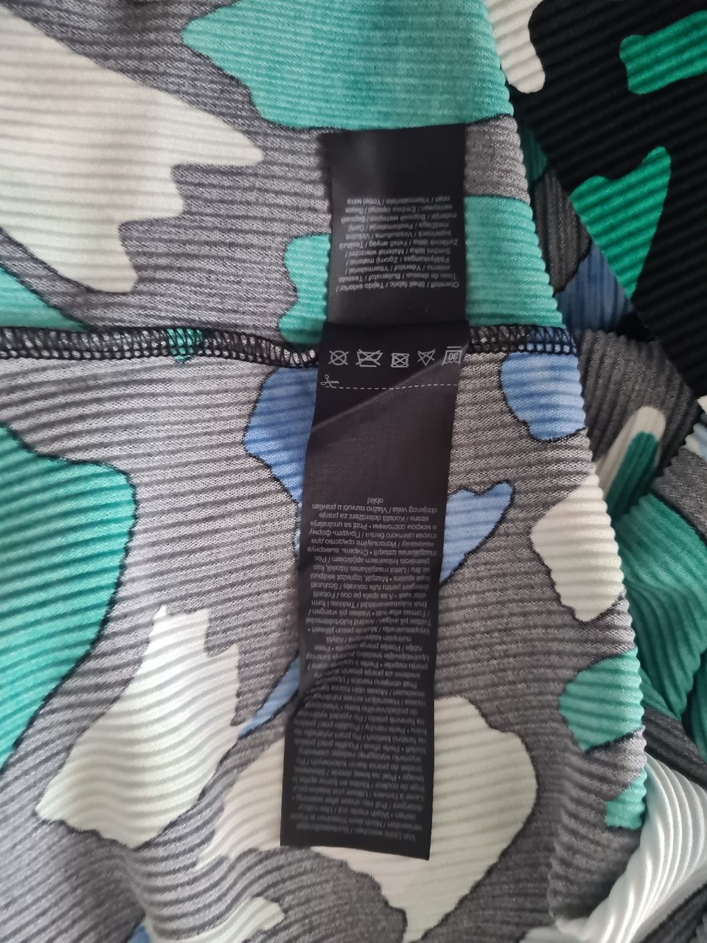 S.Oliver Top: S.Oliver Gr.42 Top Sommer Muster Recyceltes Polyester – Nuovo (secondo la descrizione) da Winterthur venduto da Jana1701 5