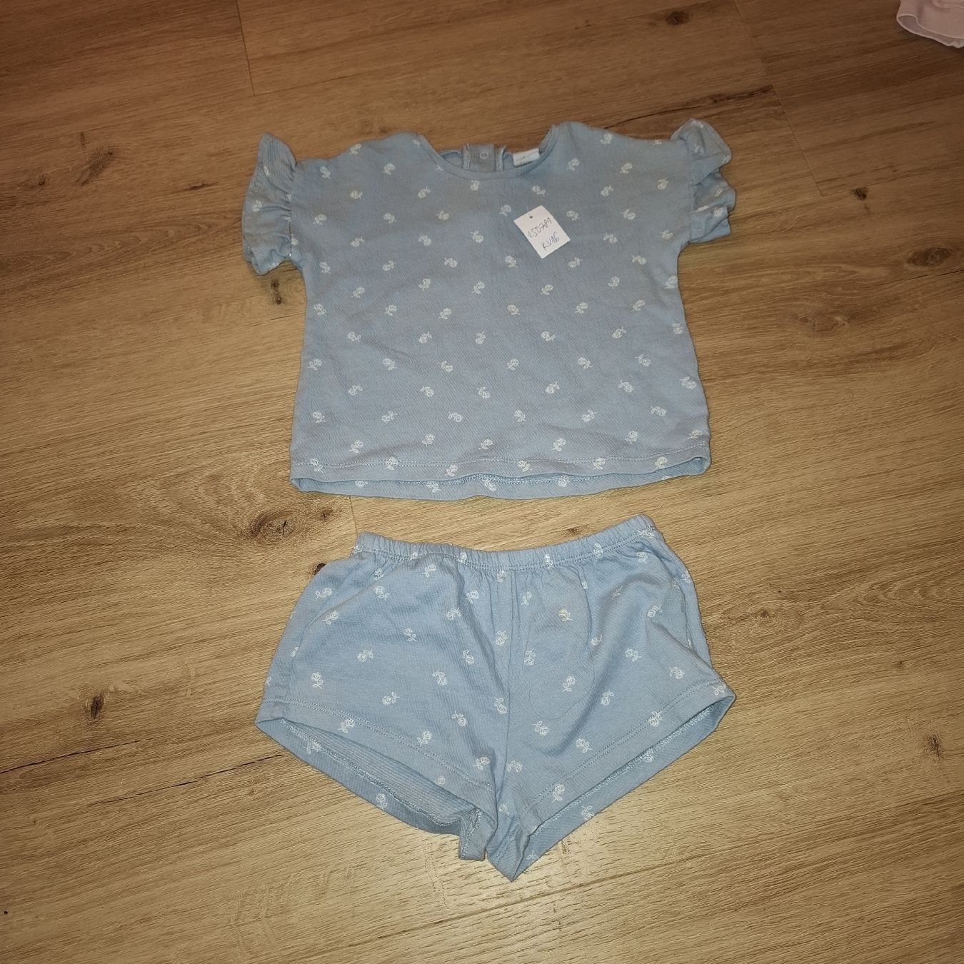 Lotti & Set di vestiti: Kleiderpaket Mädchen Grösse 86 – Usato da Bülach venduto da JAYA379 6