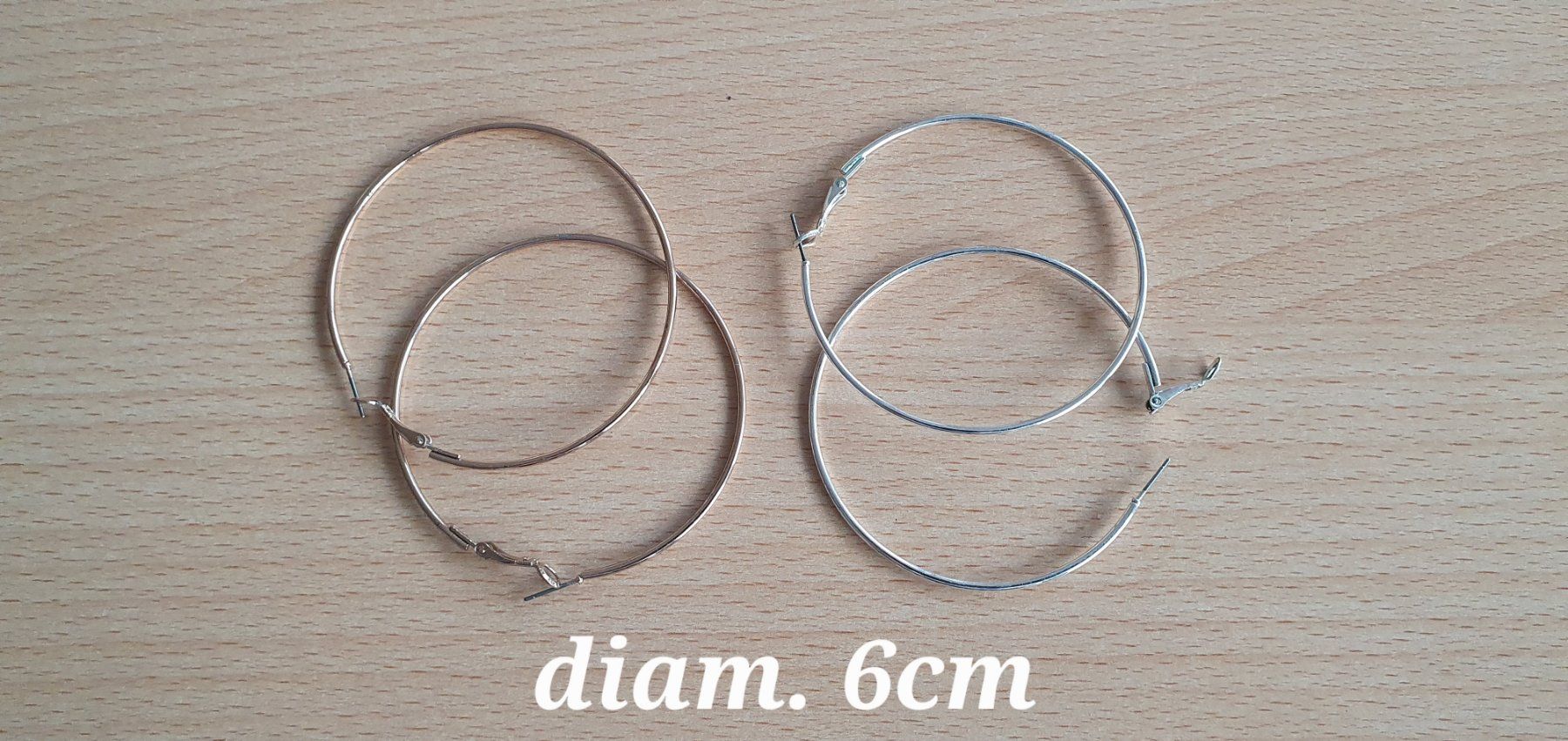 Altri gioielli: 13 paires de boucles d'oreilles – Nuovo (secondo la descrizione) da Moutier venduto da mai_pq7w 1