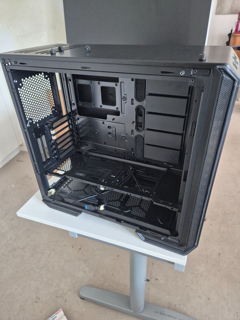 beQuiet! Gehäuse: Bequiet pc gehäuse – Gebraucht aus Pratval von jonwayne 2