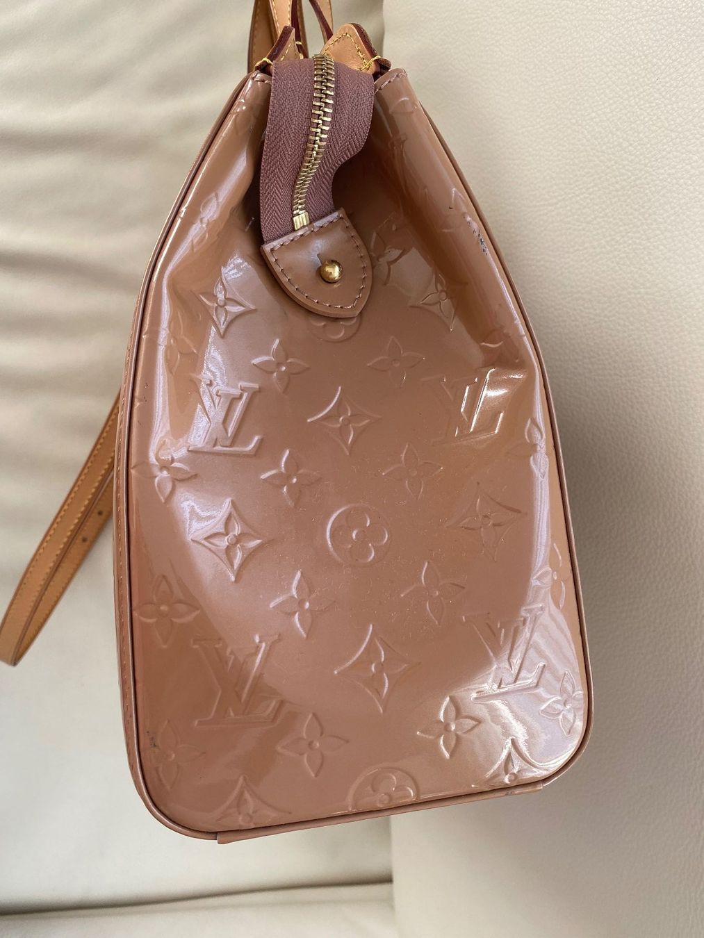 Louis Vuitton Taschen für Damen: LOUIS VUITTON Brea GM Rose Velours Monogram Vernis – Neu (gemäss Beschreibung) aus Winkel von ferrari2022 4