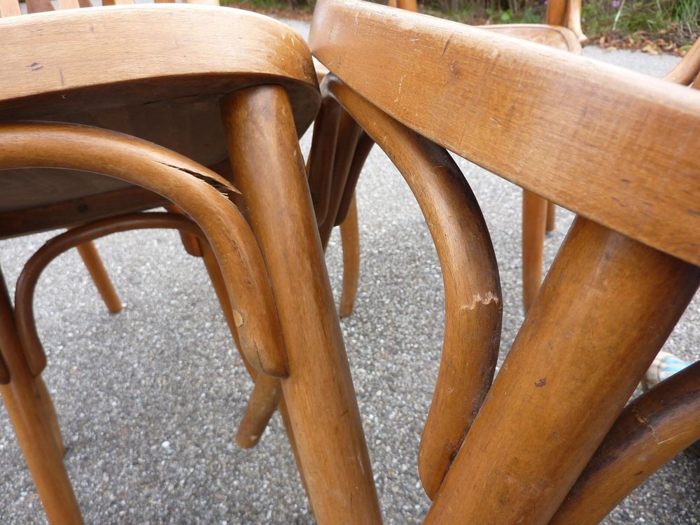 4 Stühle Holzstühle Bistrostühle Beizenstühle THONET o Tisch 10
