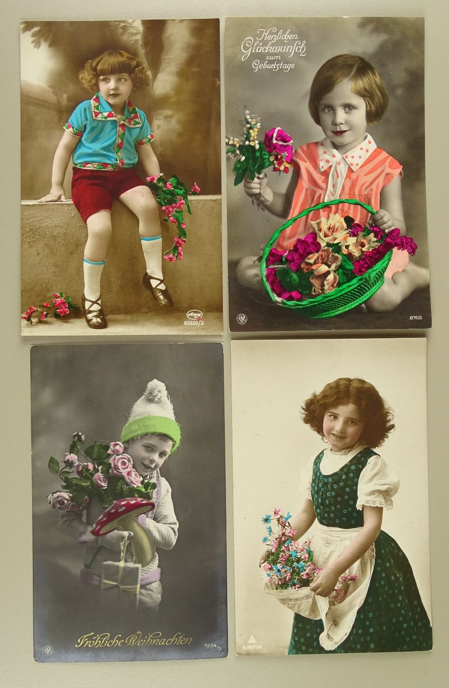 Cartoline postali: KINDER, 4 AK – Usato da Grüningen venduto da Kartenlaube