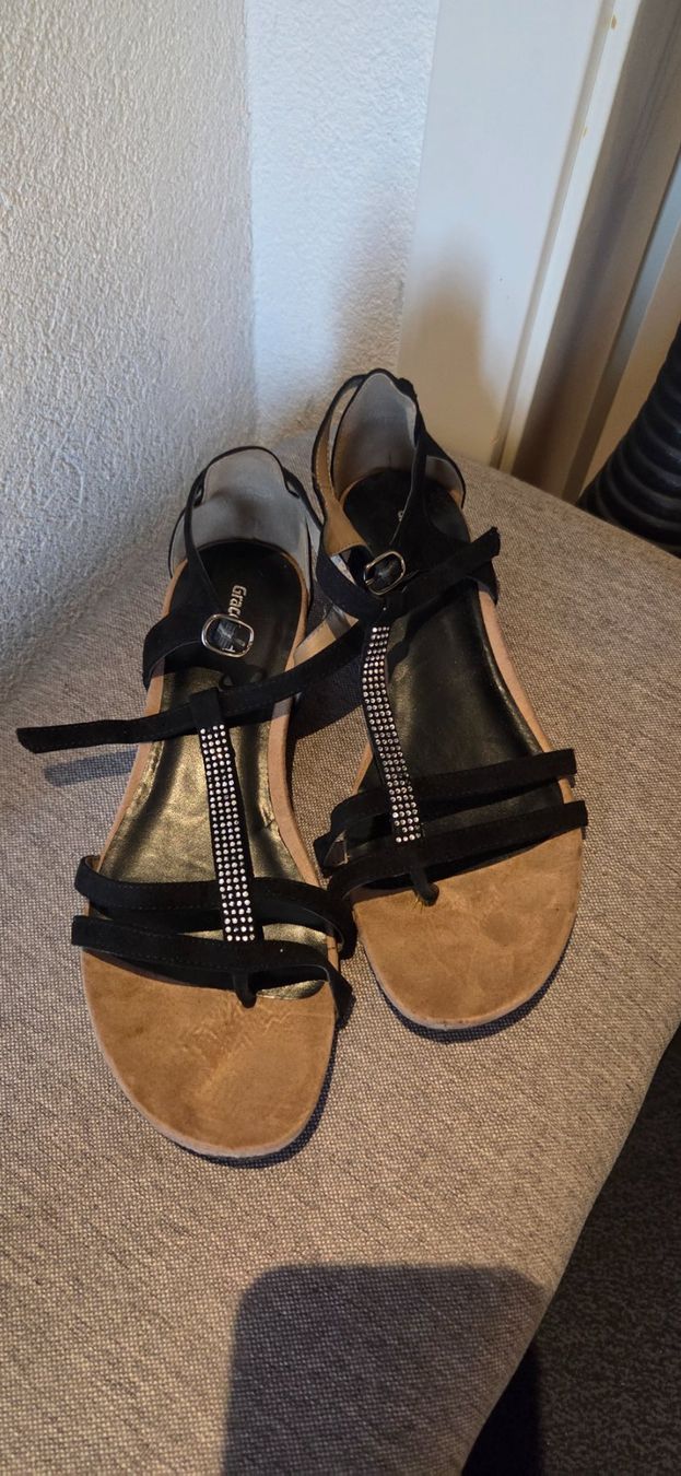 Graceland Scarpe da donna: ZZZ: Damen Sandalen Grösse 42 – Nuovo (secondo la descrizione) da Bremgarten b. Bern venduto da Marge7979 1