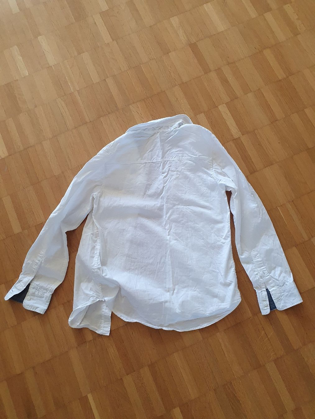 H&M Camicie, T-shirt & Polo: Hemd Weiss H&M grösse 140 – Usato da Rothenburg venduto da PHSKC 1