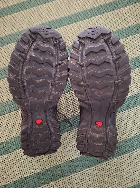 Herrenschuhe: Salomon Mid Wanderschuhe – Gebraucht aus Naters von Pluto2025 1