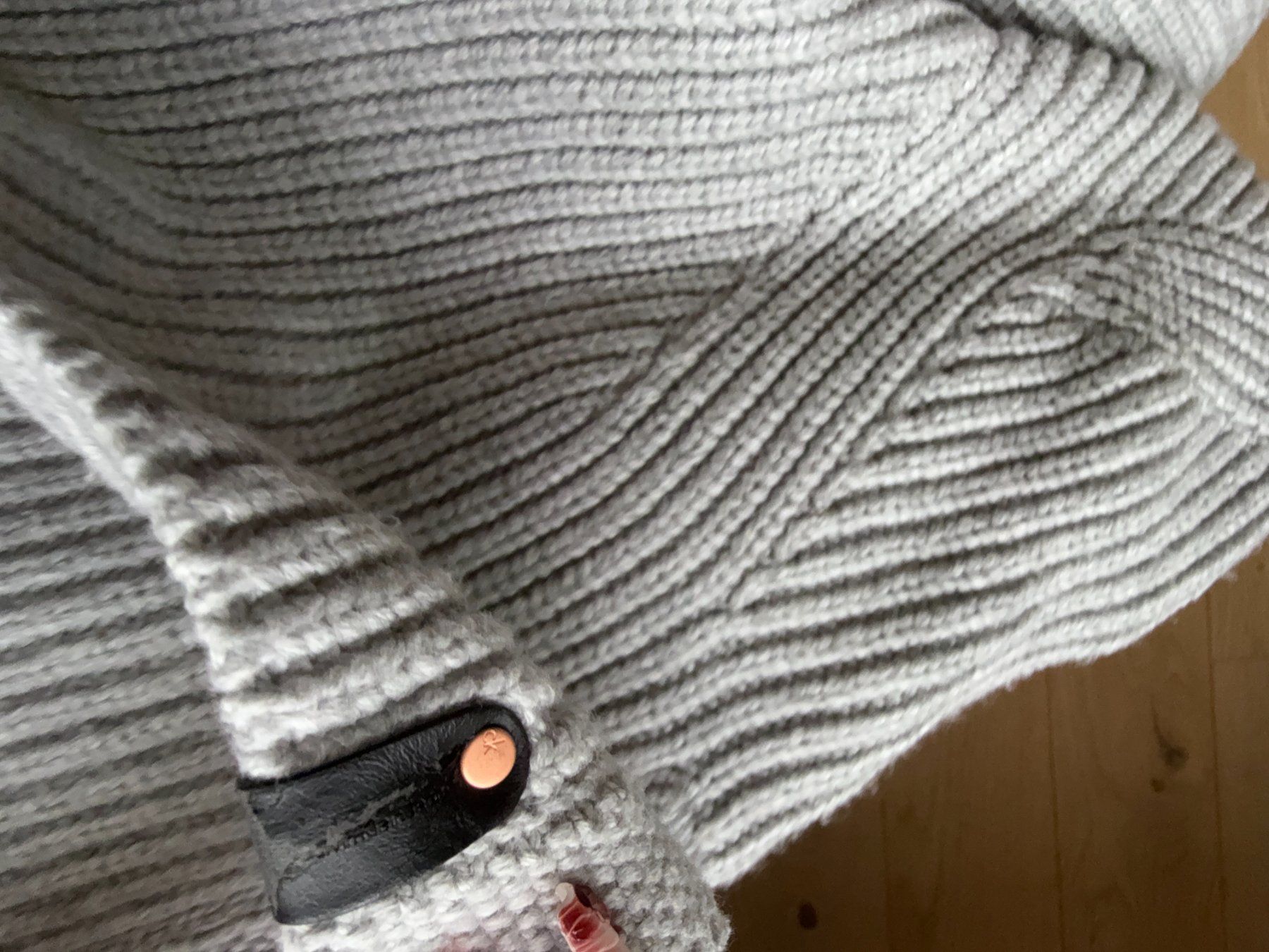 Calvin Klein Pulls & Sweat-shirts: Col roulé Calvin Klein – D'occasion à Bulle par sop_ct6x 4