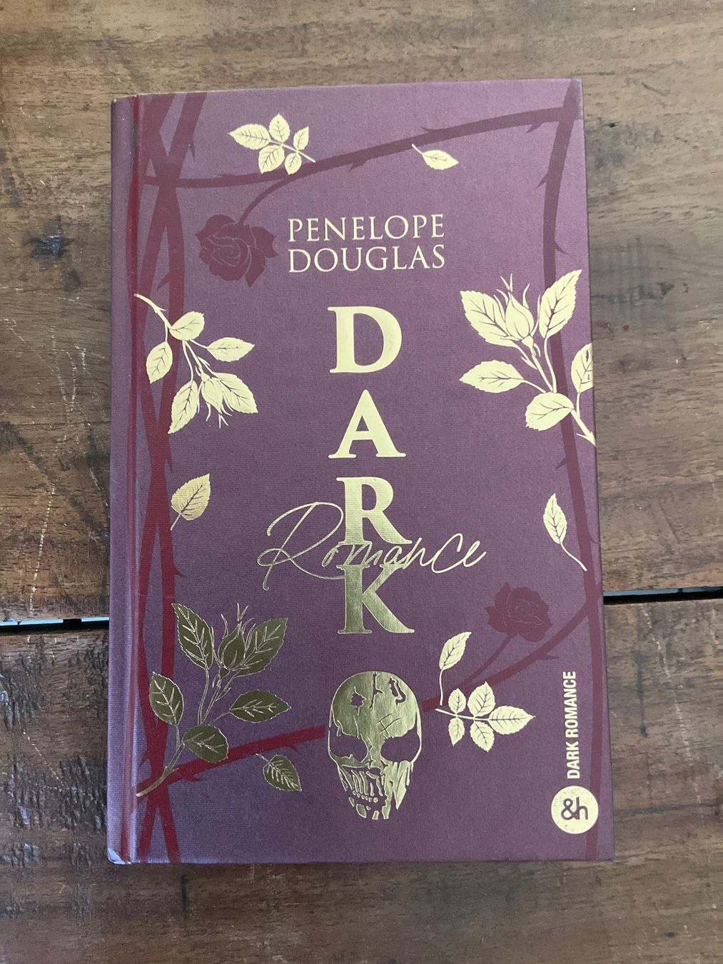 Bücher: Livre "Dark Romance" Penelope Douglas – Gebraucht aus Avenches von Lactobacille