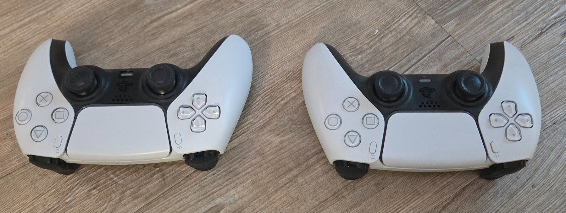 Sony Console: Sony PlayStation 5 Konsole mit 2 Controller, 2TB SSD – Usato da Derendingen venduto da Erne40 6