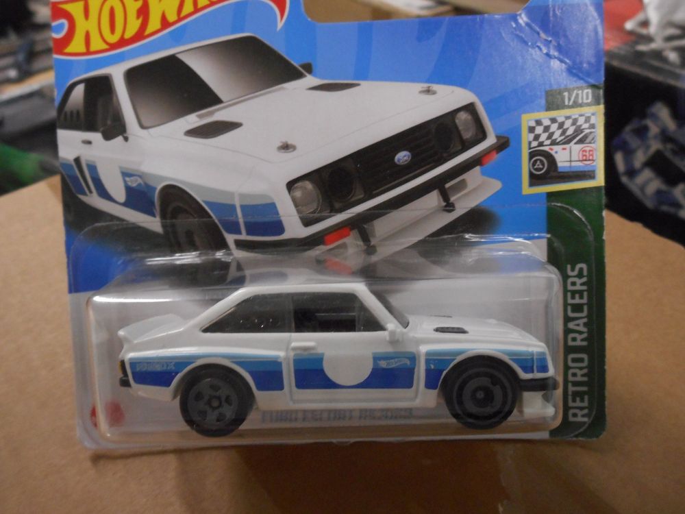 Nové sběratelské autíčko HOT WHEELS - Ford Escort RS2000