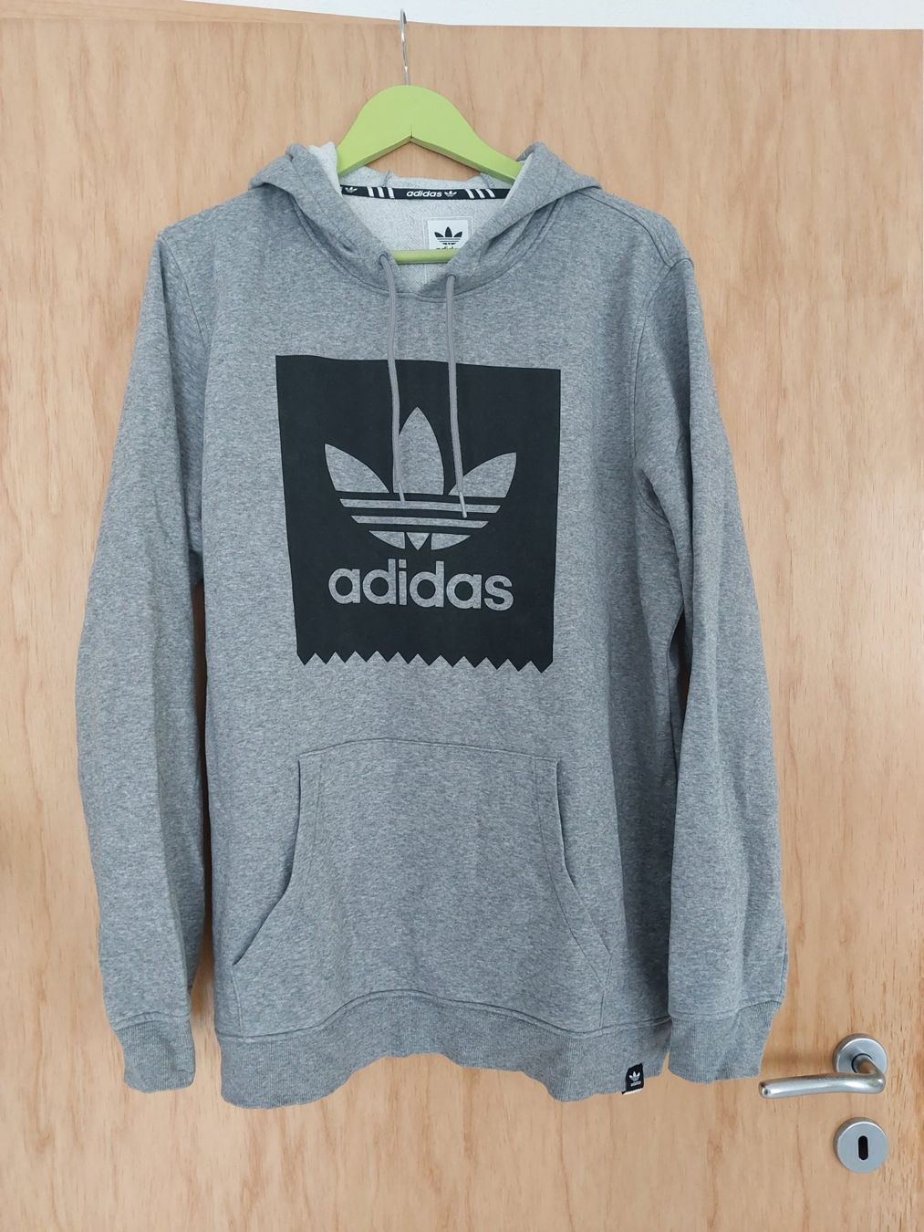 Adidas Maglioni & Felpe: Kapuzenpulli Adidas Gr. L – Usato da Schmitten venduto da JasiStern