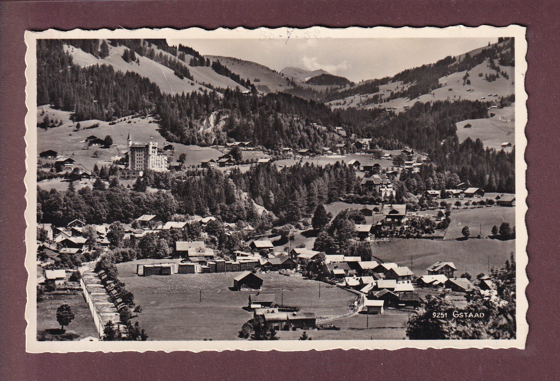 Cartoline postali: GSTAAD – Usato da Pully venduto da nicecards