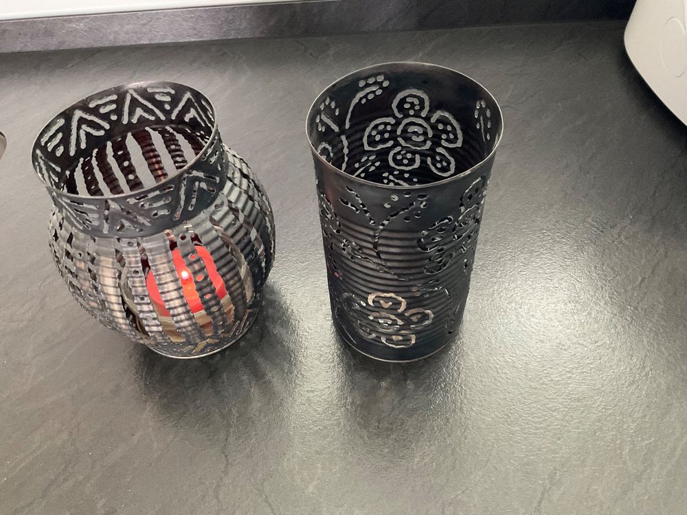 Bougeoirs: 2 Windlichter Handarbeit mit Glas und Kerzen – Neuf (Voir description) à Wetzikon ZH par Laube02