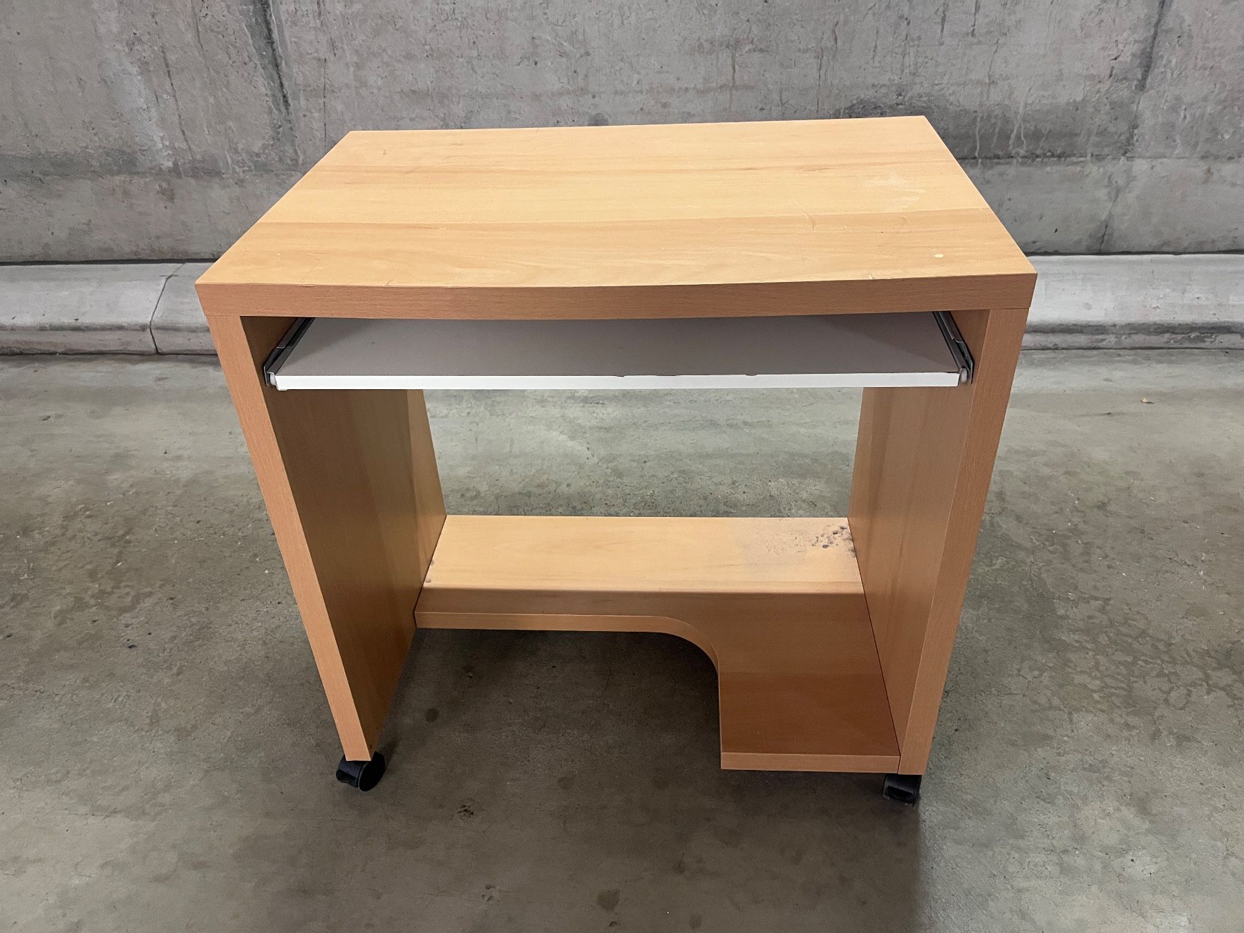 Tables: Computertisch Computer table – D'occasion à Schwyz par STANSFI 8