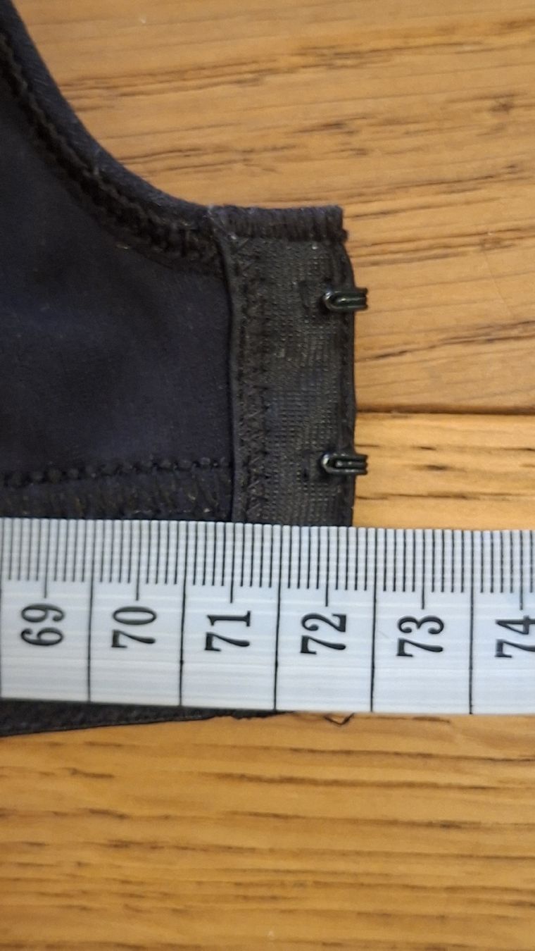 Altra biancheria intima: Sportbh von Change – Usato da Oberengstringen venduto da Kimchimon 5