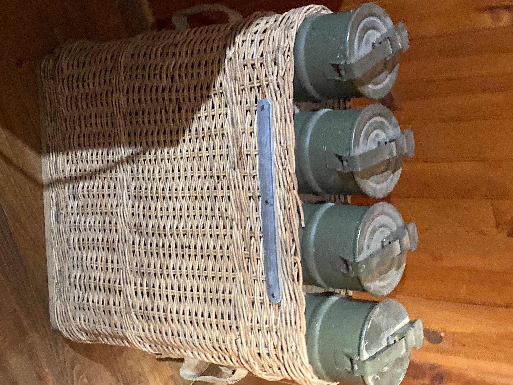Tutti gli attrezzi: Panier pour douille obus début 1900 militaire – Usato da Lajoux JU venduto da Briard0 1