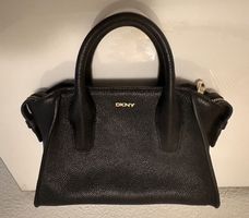 DKNY Handtasche echt Leder