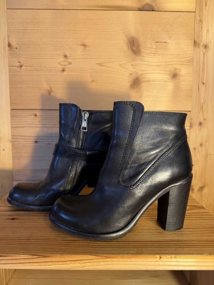 Allsaints Scarpe da donna: All Saints boots 39 – Usato da Schönried venduto da theapplew 4