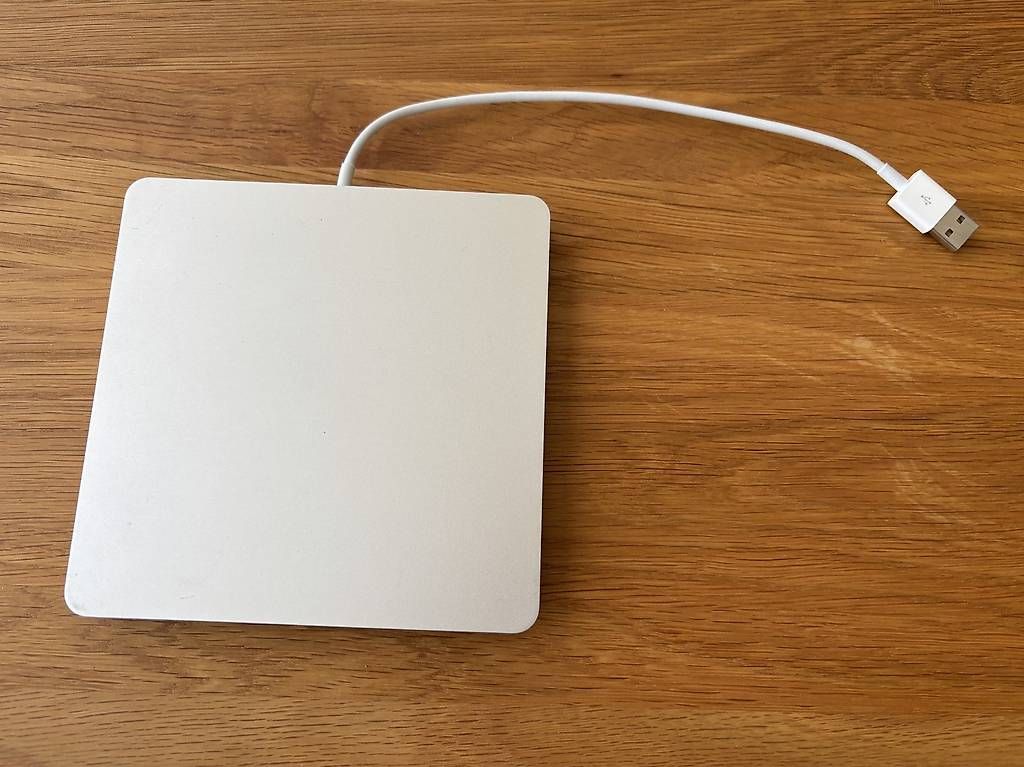 Apple Lettore multimediale & Streamer: Apple USB SuperDrive (A1379) – Usato da Colombier NE venduto da mim_k8mq 1