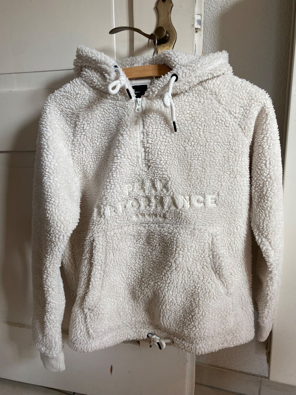 Peak Performance Maglioni & Felpe: Warmer Kapuzenpullover von Peak Performance in XS – Usato da Krummenau venduto da tanjatruetsch