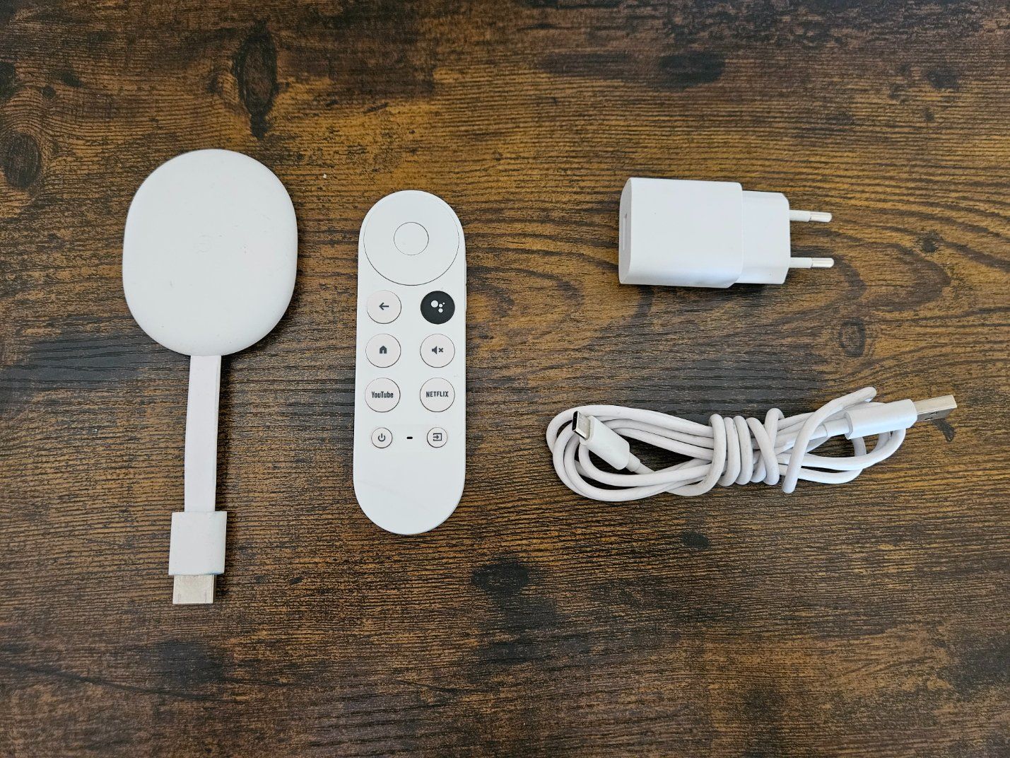 Google Lettore multimediale & Streamer: Google Chromecast mit Google TV (HD) – Usato da Saas-Grund venduto da Lojack84 1