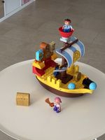 Lego Duplo bateau pirate avec personnages 