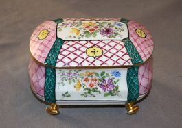 Wunderschöne, elegante Bonbonnière/Deckeldose aus Limoges