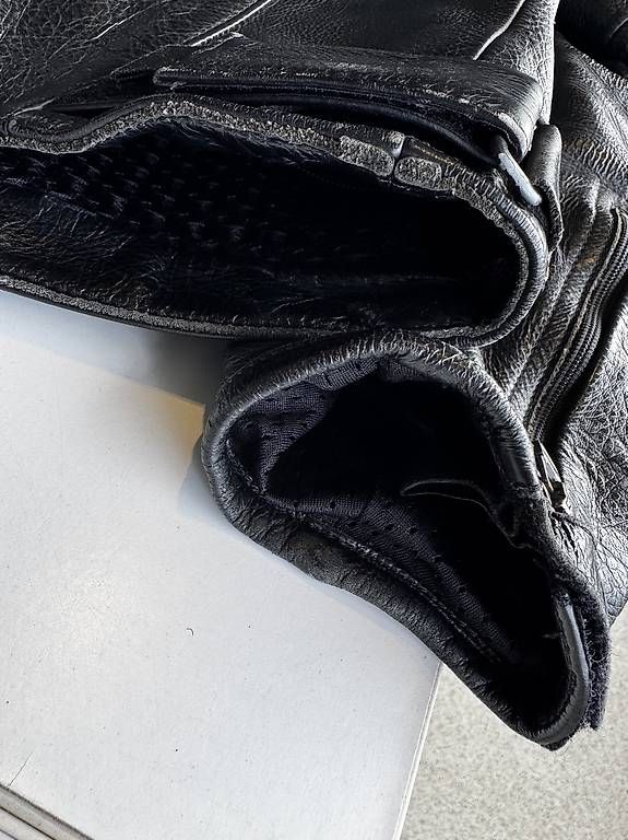 Dainese Giacche: Blouson moto en cuir – Usato da Bellevue venduto da belakali 4