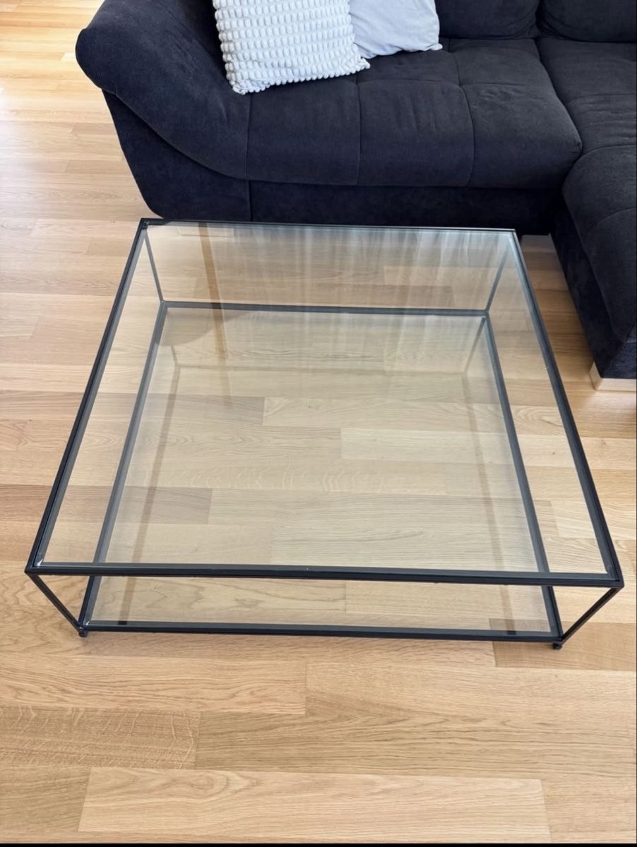 Tavoli: Couchtisch/Glastisch 1m x 1m – Usato da Anglikon venduto da AlphaPrime 1