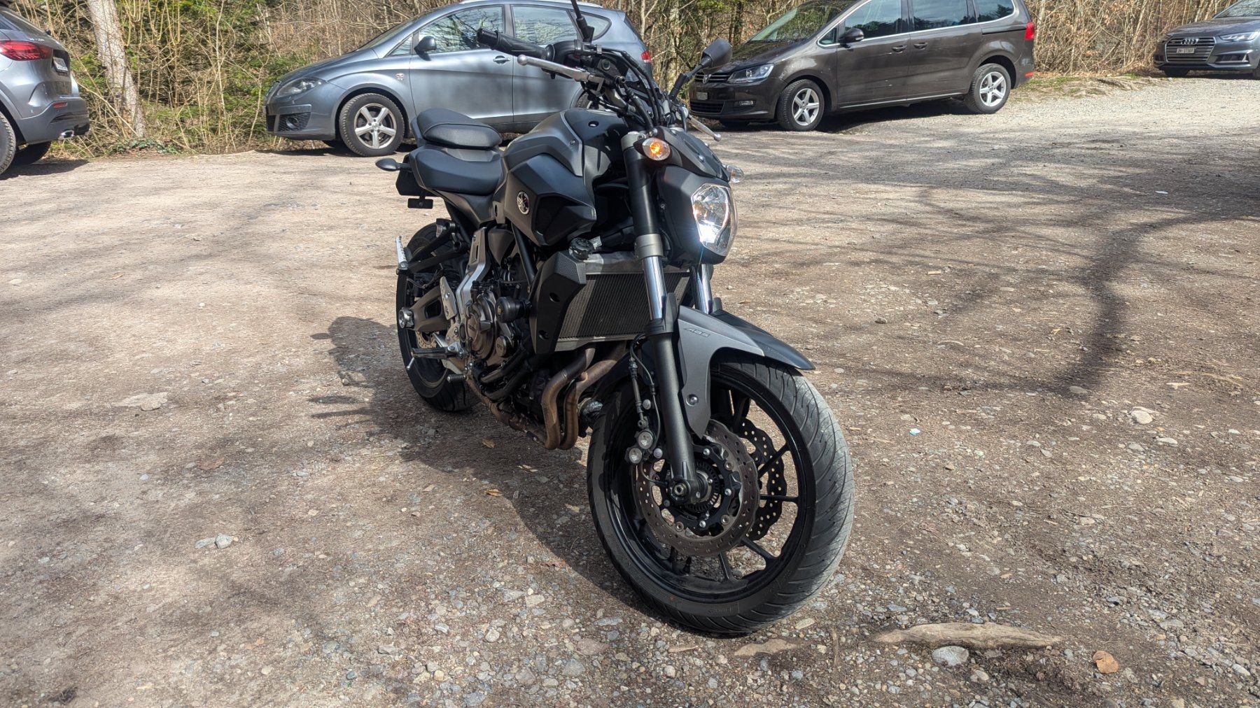 Yamaha Strada: Yamaha MT07 Top Zustand – Usato da Sennhof venduto da mec_2vkp 4