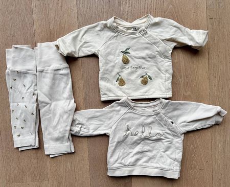 2 H&M Baby Outfits, Gr 50 / 56