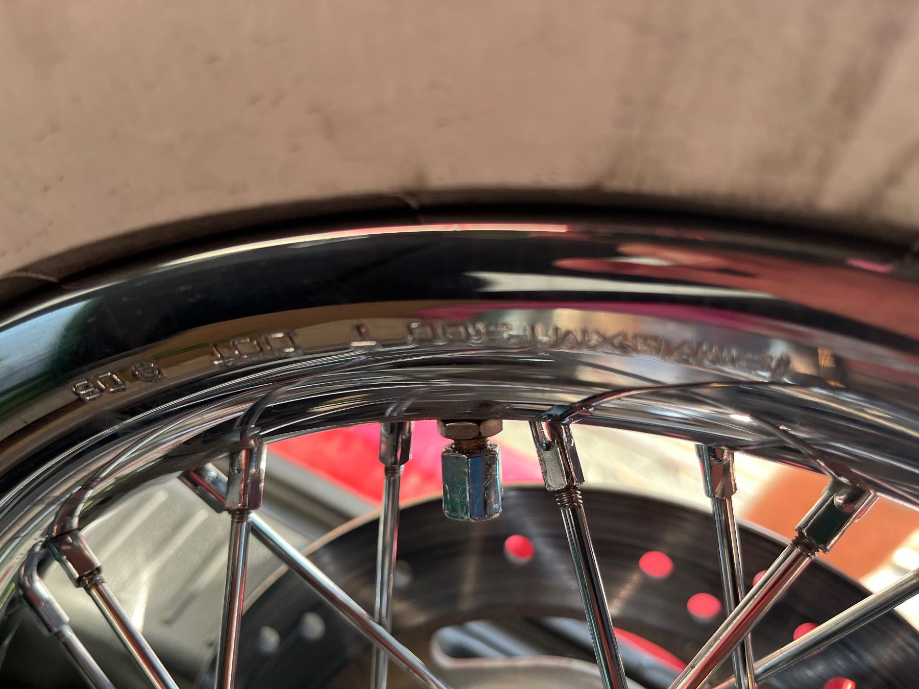 Pneumatici & Ruote complete: Hinterrad zu HD Softail deLuxe – Difettoso da Klingnau venduto da Thbe 3