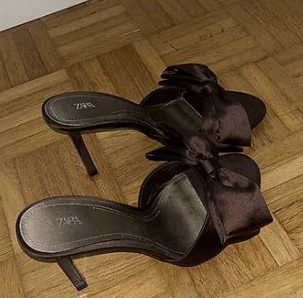 Zara Damenschuhe: Braune Heels – Gebraucht aus Buchrain von pau_rz26