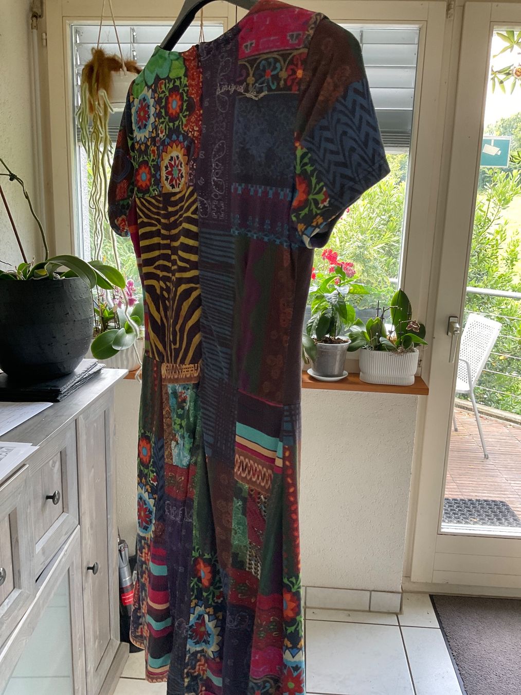 Desigual Kleider: Robe Desigual colorée, taille S – Gebraucht aus Avenches von Tinkey 2