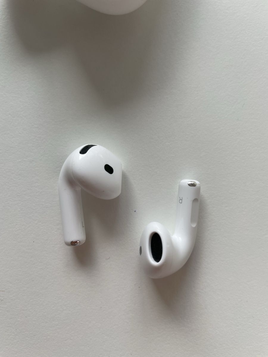 Apple Kopfhörer: Apple AirPods 4 – Gebraucht aus Zürich von lau_k772 2