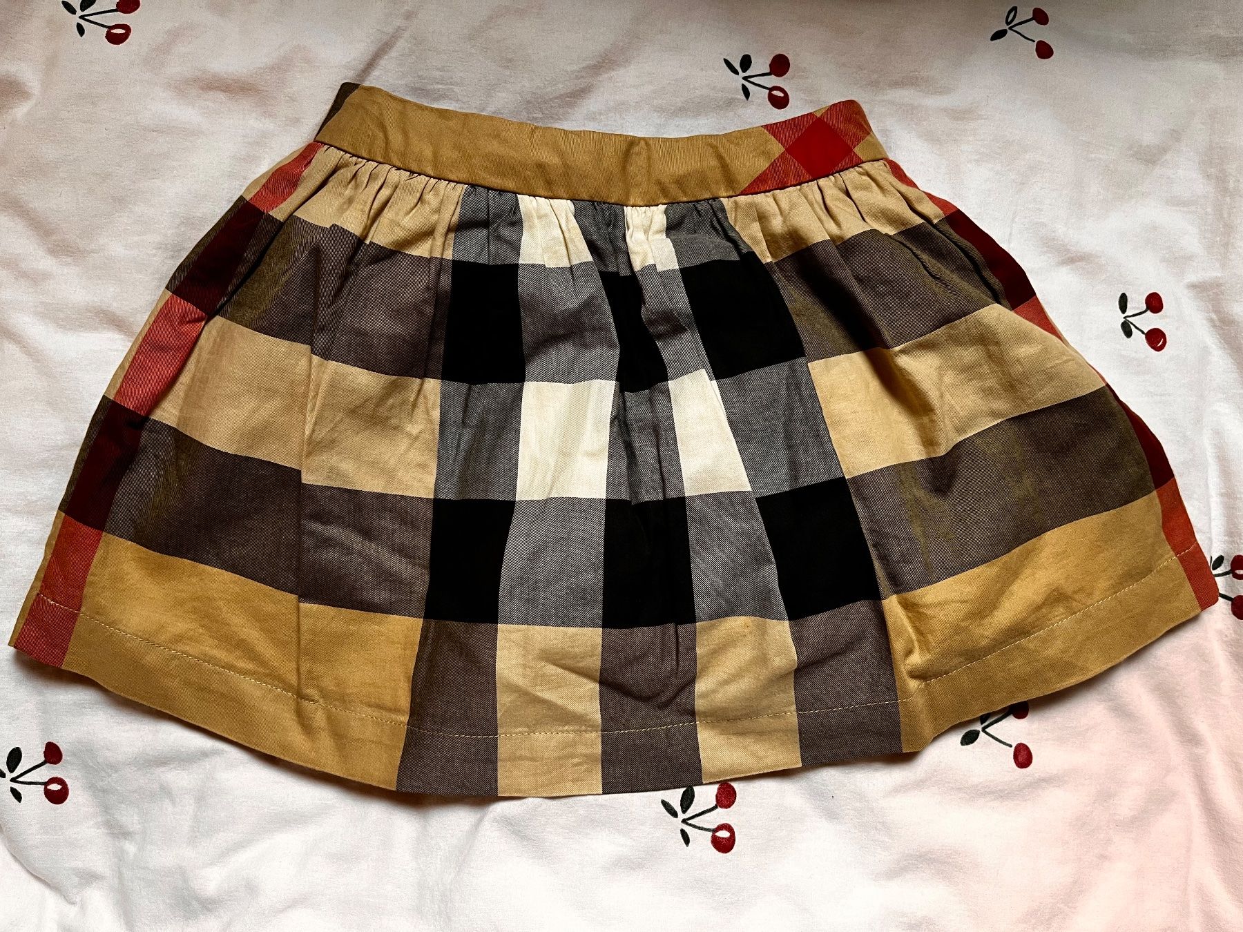Burberry Kleider & Röcke: Genuine article - 4 years - 102cm – Neu (gemäss Beschreibung) aus Genève von dmt_y25y 1