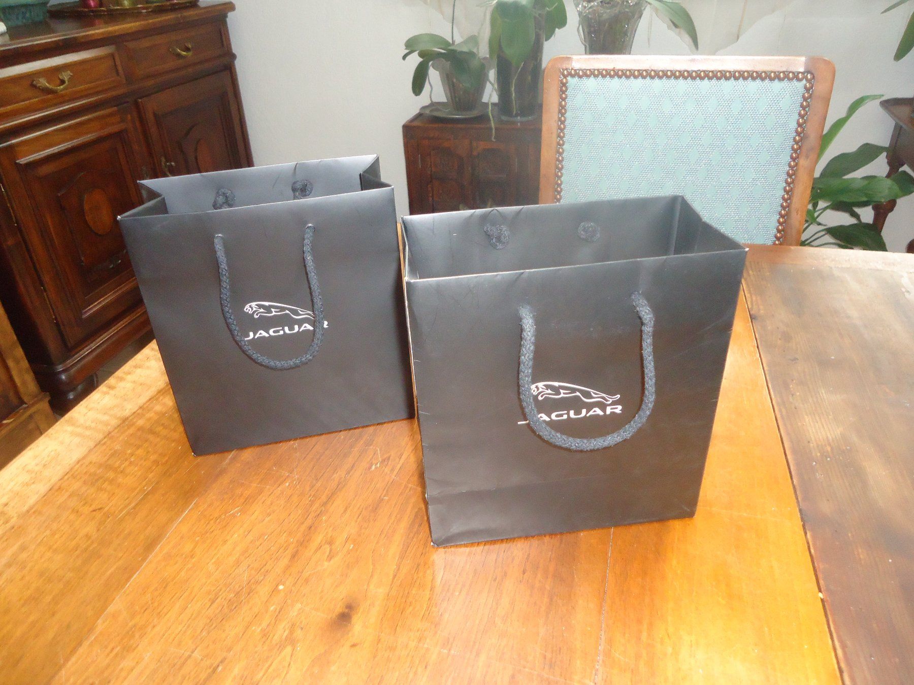 Taschen: Sacs en papier Jaguar - 2 pièces – Gebraucht aus Vessy von mafabe 2