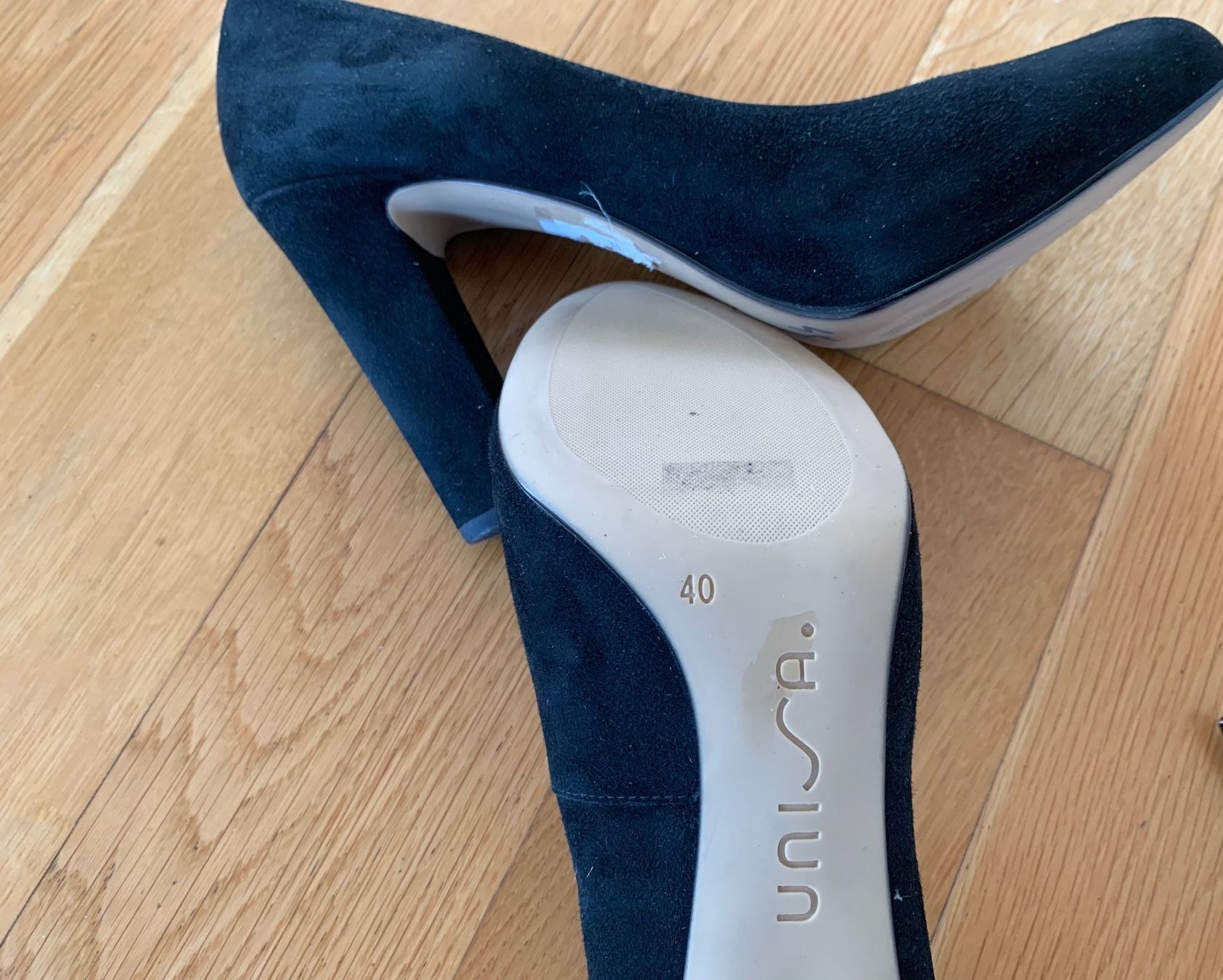 Unisa Scarpe da donna: UNISA Pumps, schwarz, Gr. 40 – Nuovo e nell'imballaggio originale da Kreuzlingen venduto da shopaholicatheart_3 3