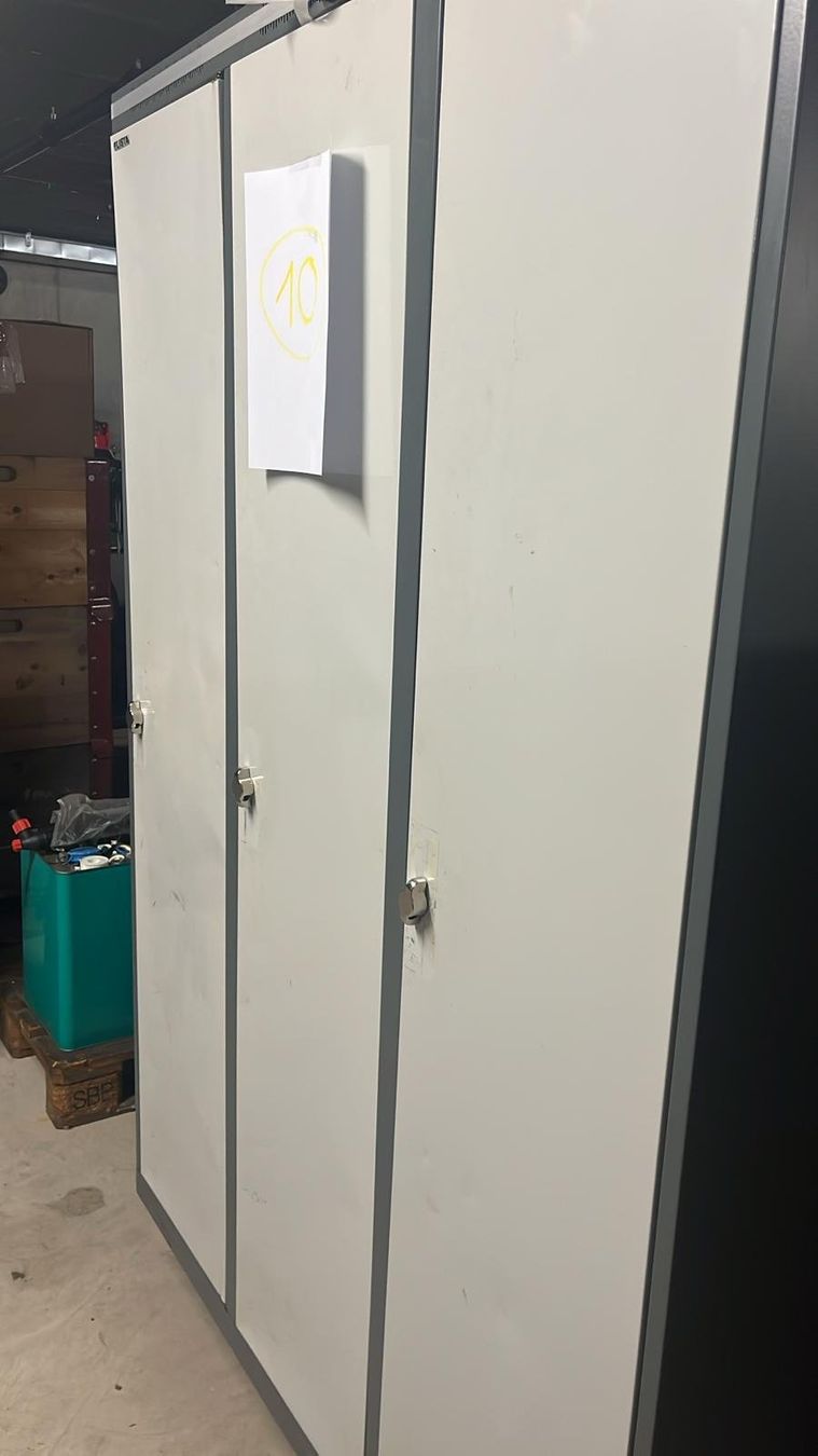 Lista Porte manteau: Lista Graderobenschrank, Spind 3fach – D'occasion à Berlingen par mar_j9wt 2