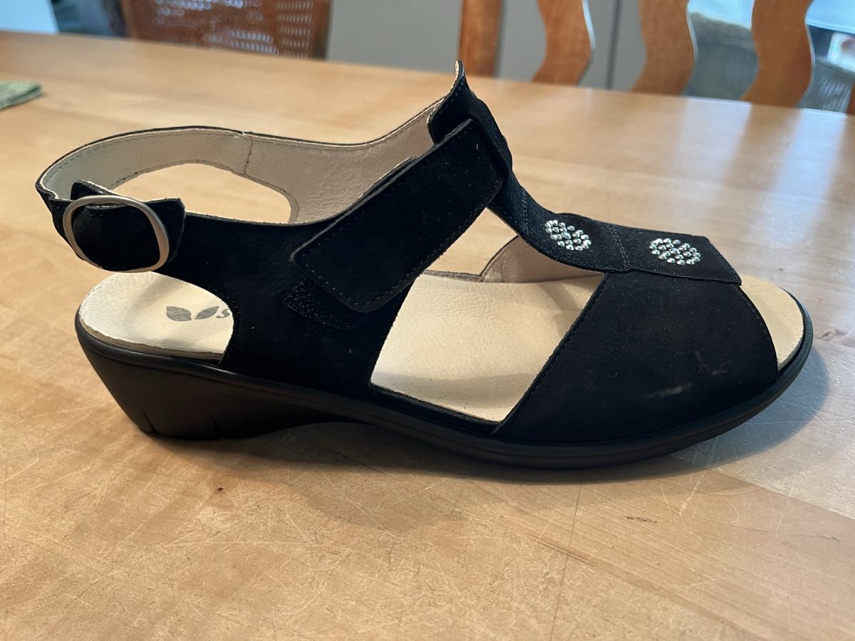 Scarpe da donna: Bequeme, luftgepolsterte Damensandalen – Nuovo (secondo la descrizione) da Schaffhausen venduto da almaro2010 3