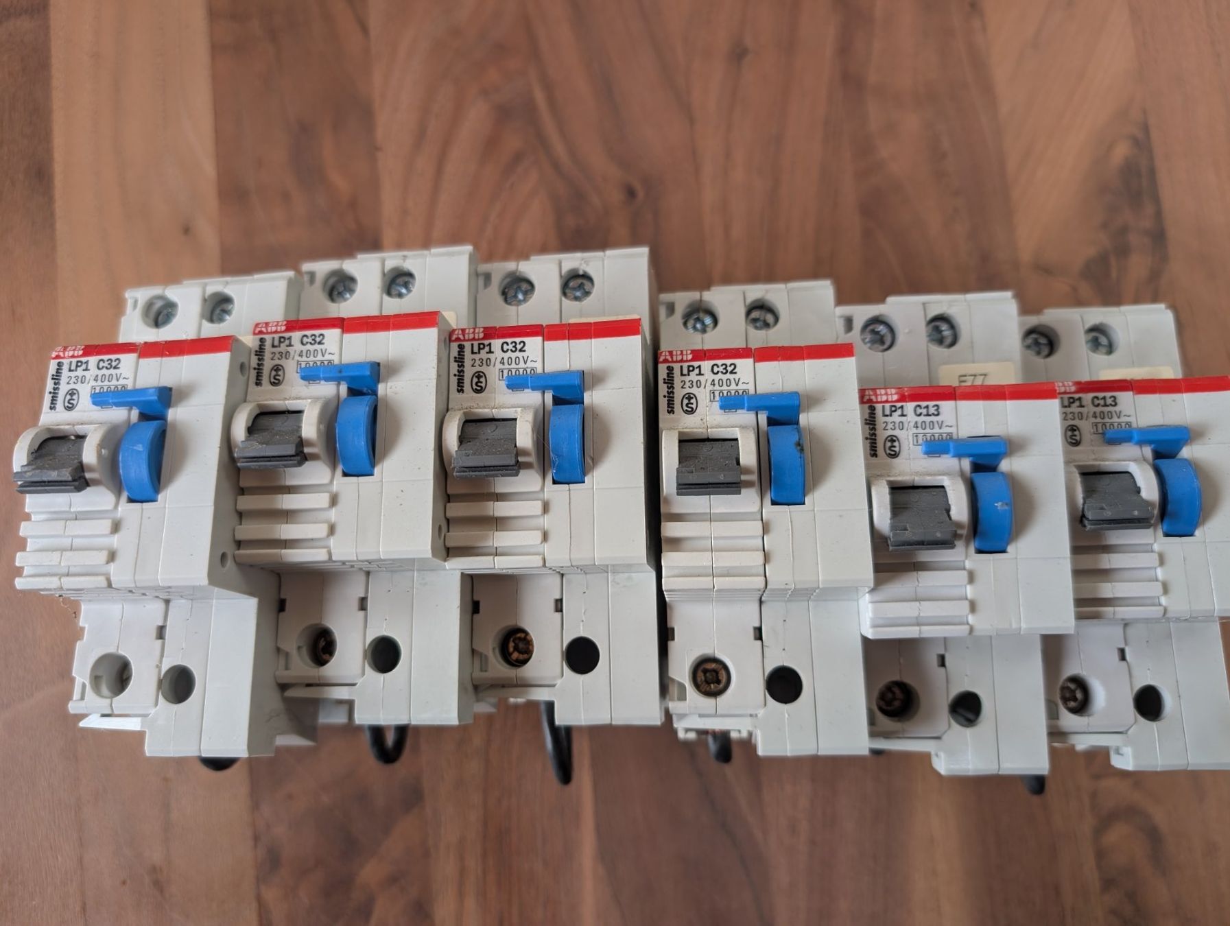 ABB Interruttori: ABB Smissline LP1 C32 Sicherungsautomat – Usato da Grüt (Gossau ZH) venduto da roflloler